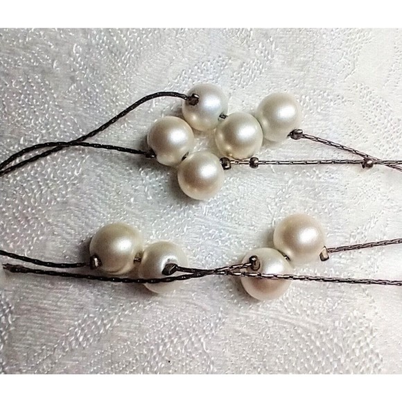 JCrew Signed Pearl Cluster Necklace Double Strand Gold Tone Chain 17 Inches - Picture 3 of 9